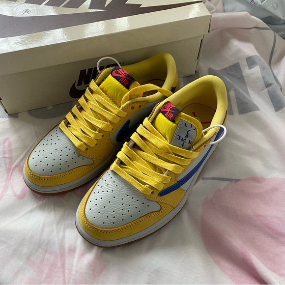 Travis Scott X Wmns Air Jordan 1 Retro Low Og Sp 'canary' - Picture 2 of 8